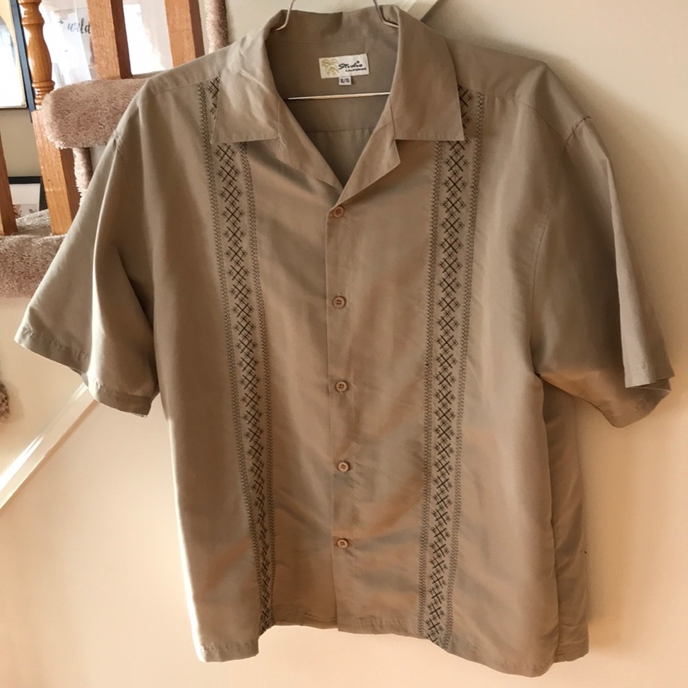 STUDIO POLO SHIRT EMBROIDERED DESIGN SIZE XL